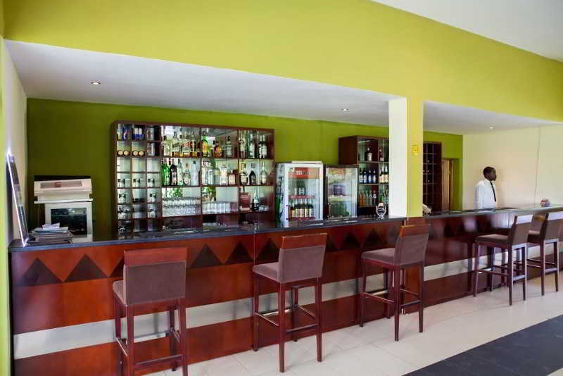 Gorillas Volcanoes Hotel Ruhengeri Bagian luar foto